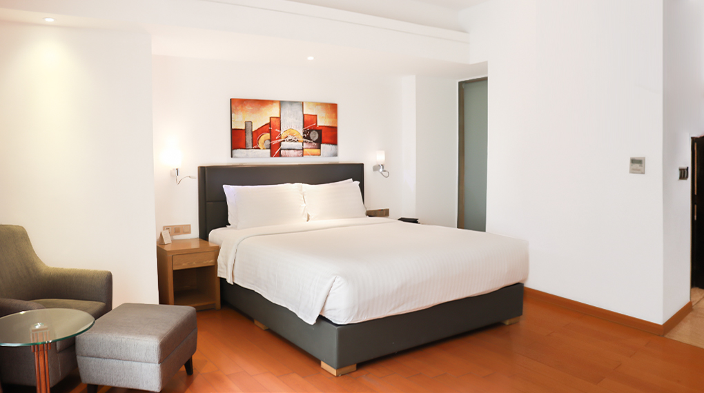 Superior King Room